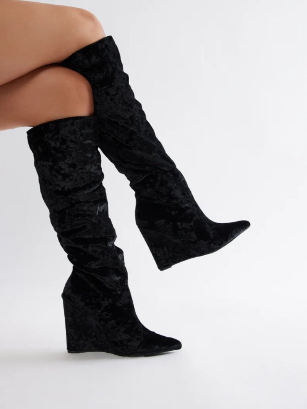 NWOB Fashion Nova Women's Black Velvet Knee-High Wedge Boots Size 7.5